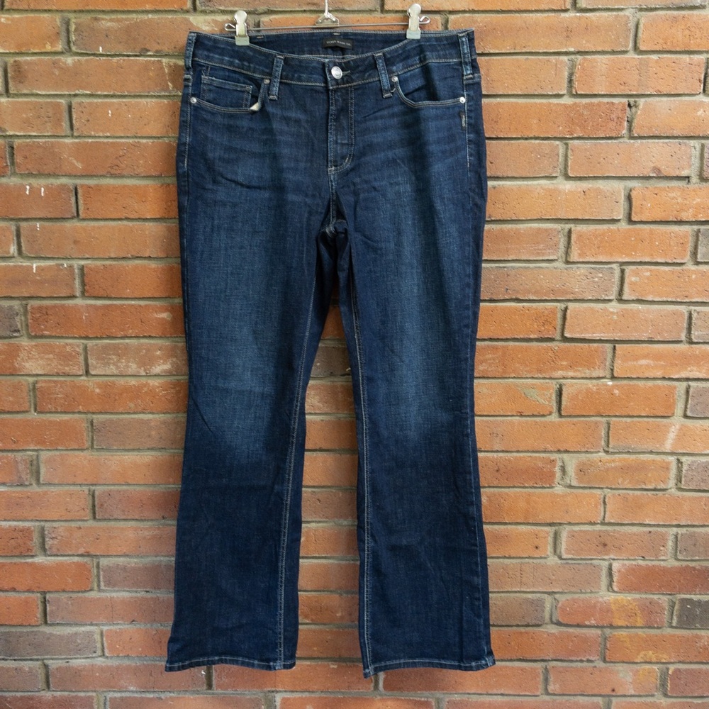 Silver Jeans Suki Slim Bootcut Jeans Dark Wash Stretch Size 16 31" Inseam EUC